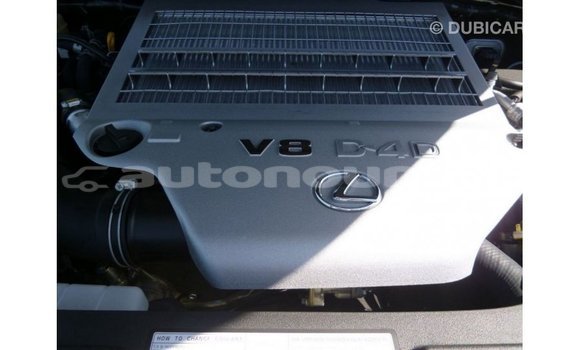Acheter Import Voiture Lexus LX Blanc à Import - Dubai, Iles Acheter Import Voiture Lexus LX Blanc à Import - Dubai, Iles
