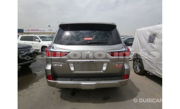 Acheter Import Voiture Lexus LX Autre à Import - Dubai, Iles Acheter Import Voiture Lexus LX Autre à Import - Dubai, Iles