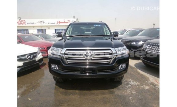 Acheter Import Voiture Toyota Land Cruiser Noir à Import - Dubai, Iles Acheter Import Voiture Toyota Land Cruiser Noir à Import - Dubai, Iles