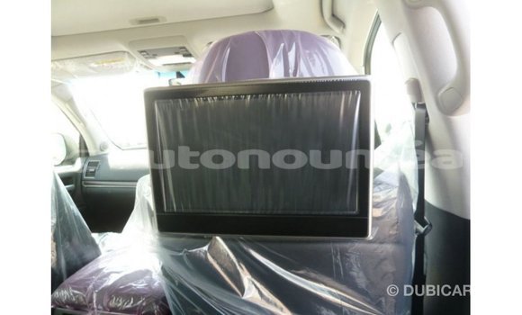 Acheter Import Voiture Toyota Land Cruiser Autre à Import - Dubai, Iles Acheter Import Voiture Toyota Land Cruiser Autre à Import - Dubai, Iles