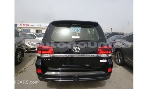 Acheter Import Voiture Toyota Land Cruiser Noir à Import - Dubai, Iles Acheter Import Voiture Toyota Land Cruiser Noir à Import - Dubai, Iles