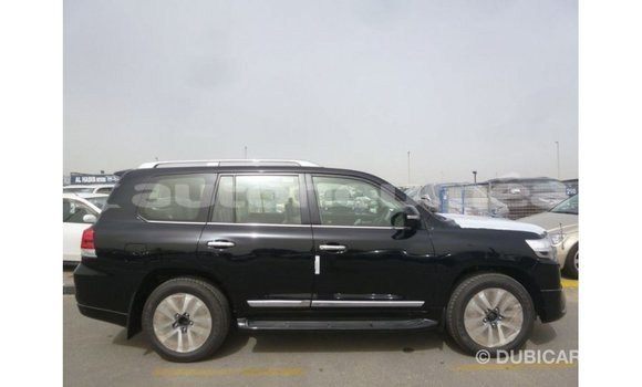 Acheter Import Voiture Toyota Land Cruiser Noir à Import - Dubai, Iles Acheter Import Voiture Toyota Land Cruiser Noir à Import - Dubai, Iles