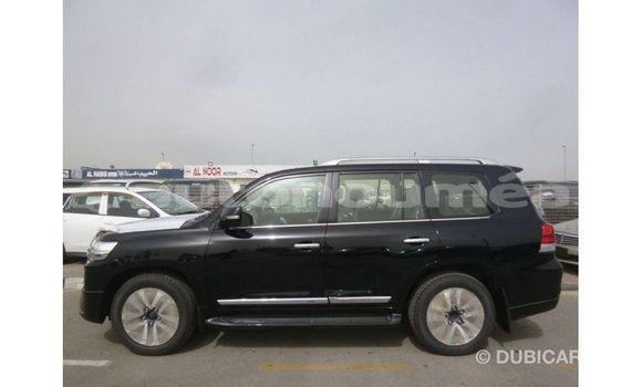 Acheter Import Voiture Toyota Land Cruiser Noir à Import - Dubai, Iles Acheter Import Voiture Toyota Land Cruiser Noir à Import - Dubai, Iles