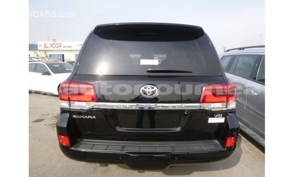 Acheter Import Voiture Toyota Land Cruiser Noir à Import - Dubai, Iles Acheter Import Voiture Toyota Land Cruiser Noir à Import - Dubai, Iles