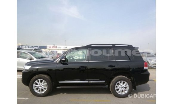 Acheter Import Voiture Toyota Land Cruiser Noir à Import - Dubai, Iles Acheter Import Voiture Toyota Land Cruiser Noir à Import - Dubai, Iles