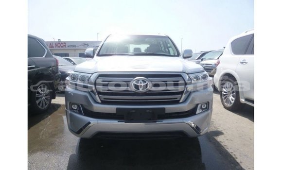 Acheter Import Voiture Toyota Land Cruiser Autre à Import - Dubai, Iles Acheter Import Voiture Toyota Land Cruiser Autre à Import - Dubai, Iles