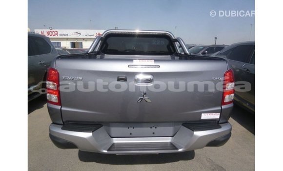 Acheter Import Voiture Mitsubishi i Autre à Import - Dubai, Iles Acheter Import Voiture Mitsubishi i Autre à Import - Dubai, Iles