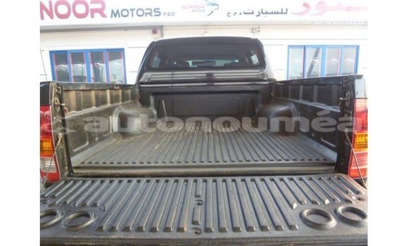Acheter Import Voiture Toyota Hilux Noir à Import - Dubai, Iles Acheter Import Voiture Toyota Hilux Noir à Import - Dubai, Iles