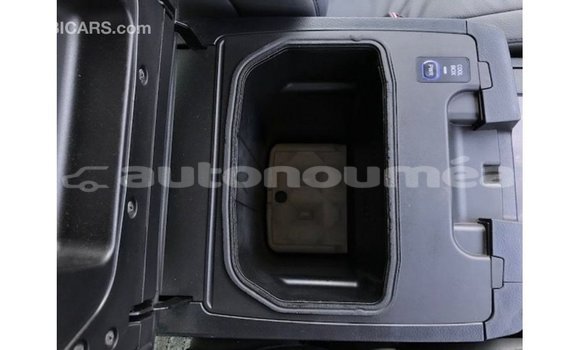 Acheter Import Voiture Toyota Land Cruiser Autre à Import - Dubai, Iles Acheter Import Voiture Toyota Land Cruiser Autre à Import - Dubai, Iles