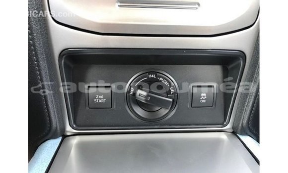 Acheter Import Voiture Toyota Prado Noir à Import - Dubai, Iles Acheter Import Voiture Toyota Prado Noir à Import - Dubai, Iles