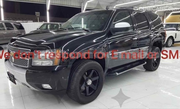 Buy Import Chevrolet Tahoe Black Car in Import - Dubai in Iles