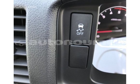 Acheter Import Voiture Toyota Hiace Blanc à Import - Dubai, Iles Acheter Import Voiture Toyota Hiace Blanc à Import - Dubai, Iles