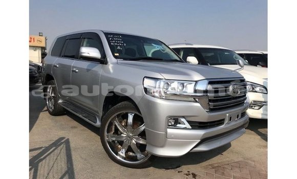 Acheter Import Voiture Toyota Land Cruiser Autre à Import - Dubai, Iles Acheter Import Voiture Toyota Land Cruiser Autre à Import - Dubai, Iles