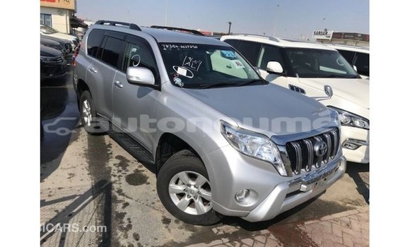 Acheter Import Voiture Toyota Prado Autre à Import - Dubai, Iles Acheter Import Voiture Toyota Prado Autre à Import - Dubai, Iles