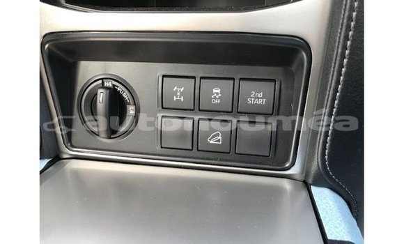 Buy Import Toyota Prado Brown Car in Import - Dubai in Iles Buy Import Toyota Prado Brown Car in Import - Dubai in Iles