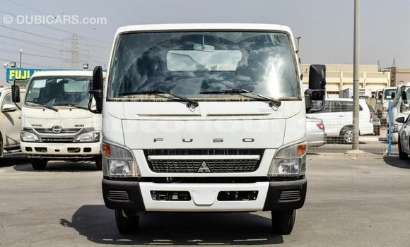 Buy Import Mitsubishi Carisma White Car in Import - Dubai in Iles Buy Import Mitsubishi Carisma White Car in Import - Dubai in Iles