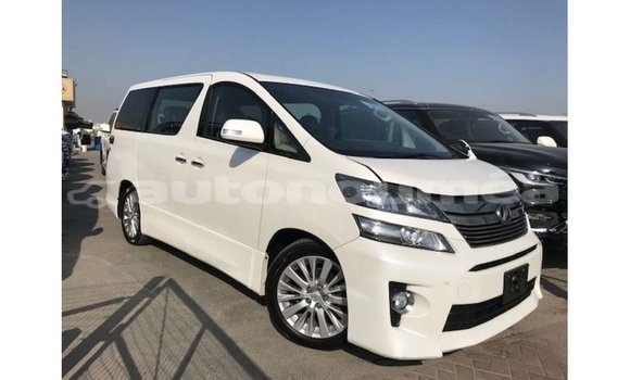 Acheter Import Voiture Toyota Vellfire Blanc à Import - Dubai, Iles Acheter Import Voiture Toyota Vellfire Blanc à Import - Dubai, Iles