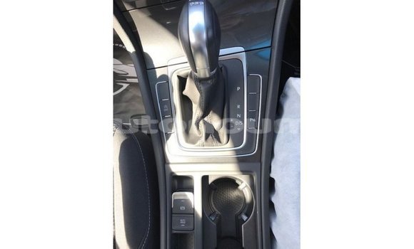 Acheter Import Voiture Volkswagen Golf Autre à Import - Dubai, Iles Acheter Import Voiture Volkswagen Golf Autre à Import - Dubai, Iles