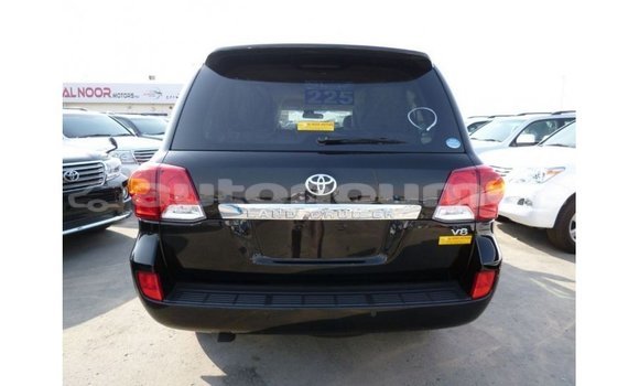 Acheter Import Voiture Toyota Land Cruiser Noir à Import - Dubai, Iles Acheter Import Voiture Toyota Land Cruiser Noir à Import - Dubai, Iles