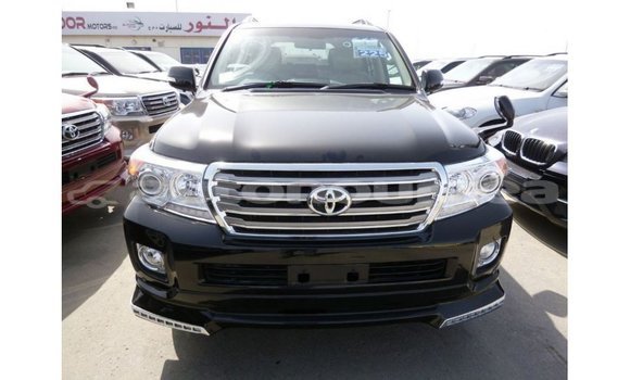 Acheter Import Voiture Toyota Land Cruiser Noir à Import - Dubai, Iles Acheter Import Voiture Toyota Land Cruiser Noir à Import - Dubai, Iles