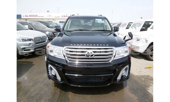 Acheter Import Voiture Toyota Land Cruiser Noir à Import - Dubai, Iles Acheter Import Voiture Toyota Land Cruiser Noir à Import - Dubai, Iles