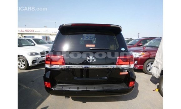 Acheter Import Voiture Toyota Land Cruiser Noir à Import - Dubai, Iles Acheter Import Voiture Toyota Land Cruiser Noir à Import - Dubai, Iles