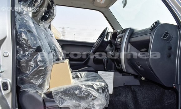 Buy Import Suzuki Jimny Other Car in Import - Dubai in Iles Buy Import Suzuki Jimny Other Car in Import - Dubai in Iles