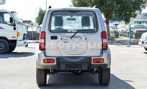 Buy Import Suzuki Jimny Other Car in Import - Dubai in Iles Buy Import Suzuki Jimny Other Car in Import - Dubai in Iles