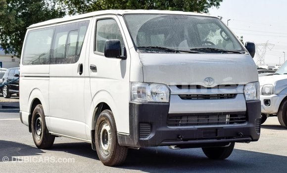 Buy Import Toyota Hiace White Car in Import - Dubai in Iles Buy Import Toyota Hiace White Car in Import - Dubai in Iles