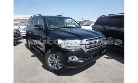 Acheter Import Voiture Toyota Land Cruiser Noir à Import - Dubai, Iles Acheter Import Voiture Toyota Land Cruiser Noir à Import - Dubai, Iles