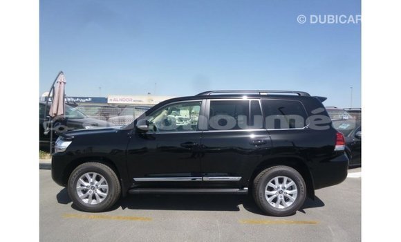Acheter Import Voiture Toyota Land Cruiser Noir à Import - Dubai, Iles Acheter Import Voiture Toyota Land Cruiser Noir à Import - Dubai, Iles