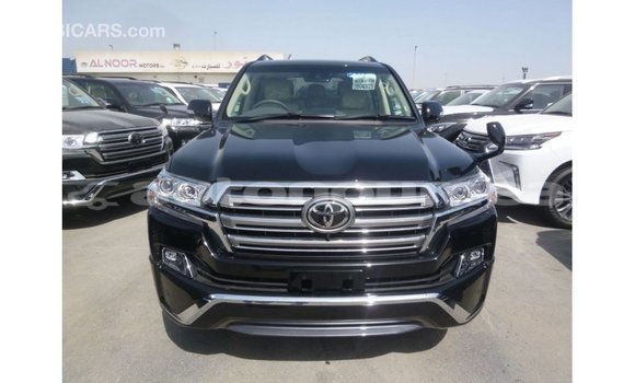 Acheter Import Voiture Toyota Land Cruiser Noir à Import - Dubai, Iles Acheter Import Voiture Toyota Land Cruiser Noir à Import - Dubai, Iles