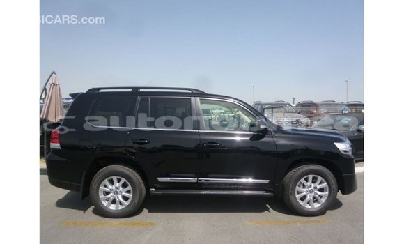 Acheter Import Voiture Toyota Land Cruiser Noir à Import - Dubai, Iles Acheter Import Voiture Toyota Land Cruiser Noir à Import - Dubai, Iles