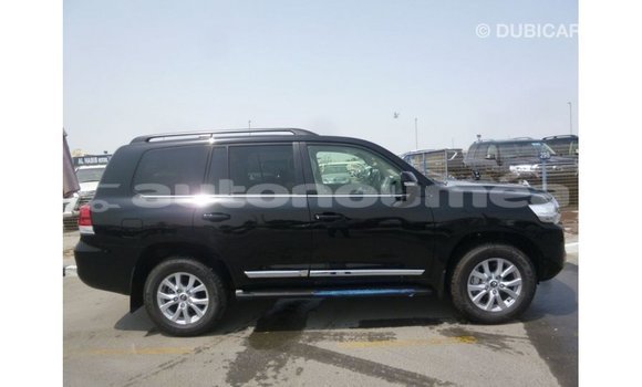 Acheter Import Voiture Toyota Land Cruiser Noir à Import - Dubai, Iles Acheter Import Voiture Toyota Land Cruiser Noir à Import - Dubai, Iles