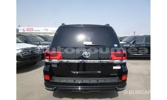 Acheter Import Voiture Toyota Land Cruiser Noir à Import - Dubai, Iles Acheter Import Voiture Toyota Land Cruiser Noir à Import - Dubai, Iles