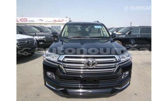Acheter Import Voiture Toyota Land Cruiser Noir à Import - Dubai, Iles Acheter Import Voiture Toyota Land Cruiser Noir à Import - Dubai, Iles