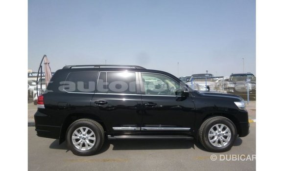 Acheter Import Voiture Toyota Land Cruiser Noir à Import - Dubai, Iles Acheter Import Voiture Toyota Land Cruiser Noir à Import - Dubai, Iles