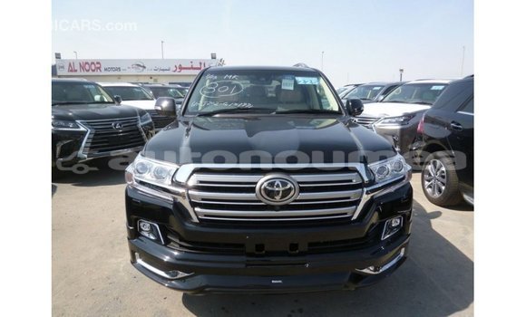Acheter Import Voiture Toyota Land Cruiser Noir à Import - Dubai, Iles Acheter Import Voiture Toyota Land Cruiser Noir à Import - Dubai, Iles