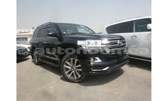 Acheter Import Voiture Toyota Land Cruiser Noir à Import - Dubai, Iles Acheter Import Voiture Toyota Land Cruiser Noir à Import - Dubai, Iles
