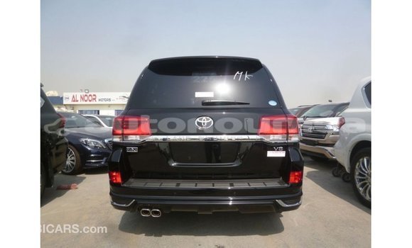 Acheter Import Voiture Toyota Land Cruiser Noir à Import - Dubai, Iles Acheter Import Voiture Toyota Land Cruiser Noir à Import - Dubai, Iles