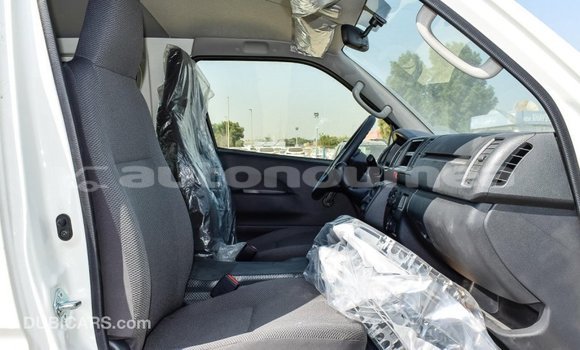 Buy Import Toyota Hiace White Car in Import - Dubai in Iles Buy Import Toyota Hiace White Car in Import - Dubai in Iles