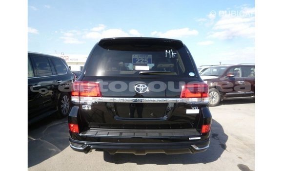 Acheter Import Voiture Toyota Land Cruiser Noir à Import - Dubai, Iles Acheter Import Voiture Toyota Land Cruiser Noir à Import - Dubai, Iles