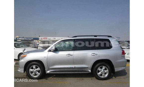 Acheter Import Voiture Toyota Land Cruiser Autre à Import - Dubai, Iles Acheter Import Voiture Toyota Land Cruiser Autre à Import - Dubai, Iles