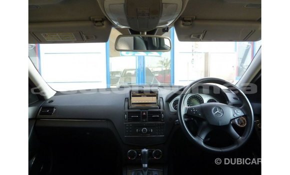 Acheter Import Voiture Mercedes-Benz 200 Autre à Import - Dubai, Iles Acheter Import Voiture Mercedes-Benz 200 Autre à Import - Dubai, Iles