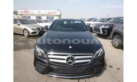 Acheter Import Voiture Mercedes-Benz 190 Noir à Import - Dubai, Iles Acheter Import Voiture Mercedes-Benz 190 Noir à Import - Dubai, Iles