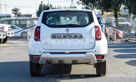 Buy Import Renault Duster White Car in Import - Dubai in Iles Buy Import Renault Duster White Car in Import - Dubai in Iles