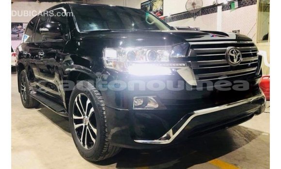Acheter Import Voiture Toyota Land Cruiser Noir à Import - Dubai, Iles Acheter Import Voiture Toyota Land Cruiser Noir à Import - Dubai, Iles