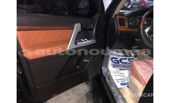 Acheter Import Voiture Toyota Land Cruiser Noir à Import - Dubai, Iles Acheter Import Voiture Toyota Land Cruiser Noir à Import - Dubai, Iles