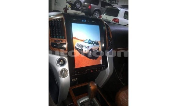 Acheter Import Voiture Toyota Land Cruiser Noir à Import - Dubai, Iles Acheter Import Voiture Toyota Land Cruiser Noir à Import - Dubai, Iles