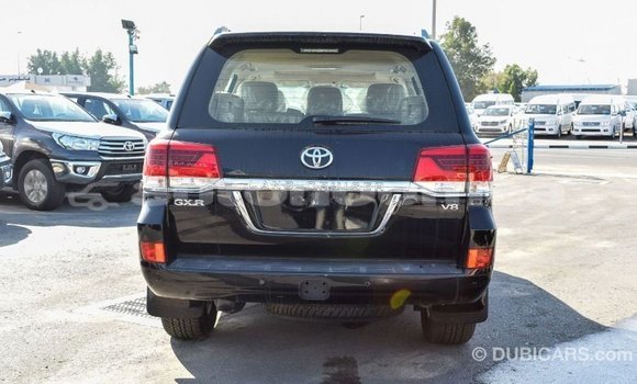 Buy Import Toyota Land Cruiser Black Car in Import - Dubai in Iles Buy Import Toyota Land Cruiser Black Car in Import - Dubai in Iles